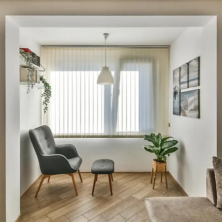 Flat Wi-fi & Streaming * Varna